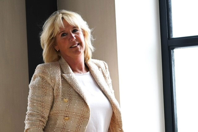 Bernadette van Uden - Zelfstandig Trouwambtenaar en Ceremoniespreker